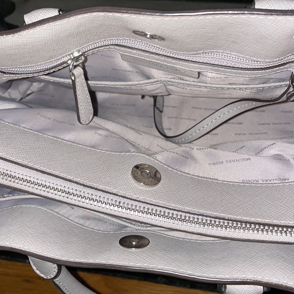 Michael Kors Savannah Large - Picture 8 of 16